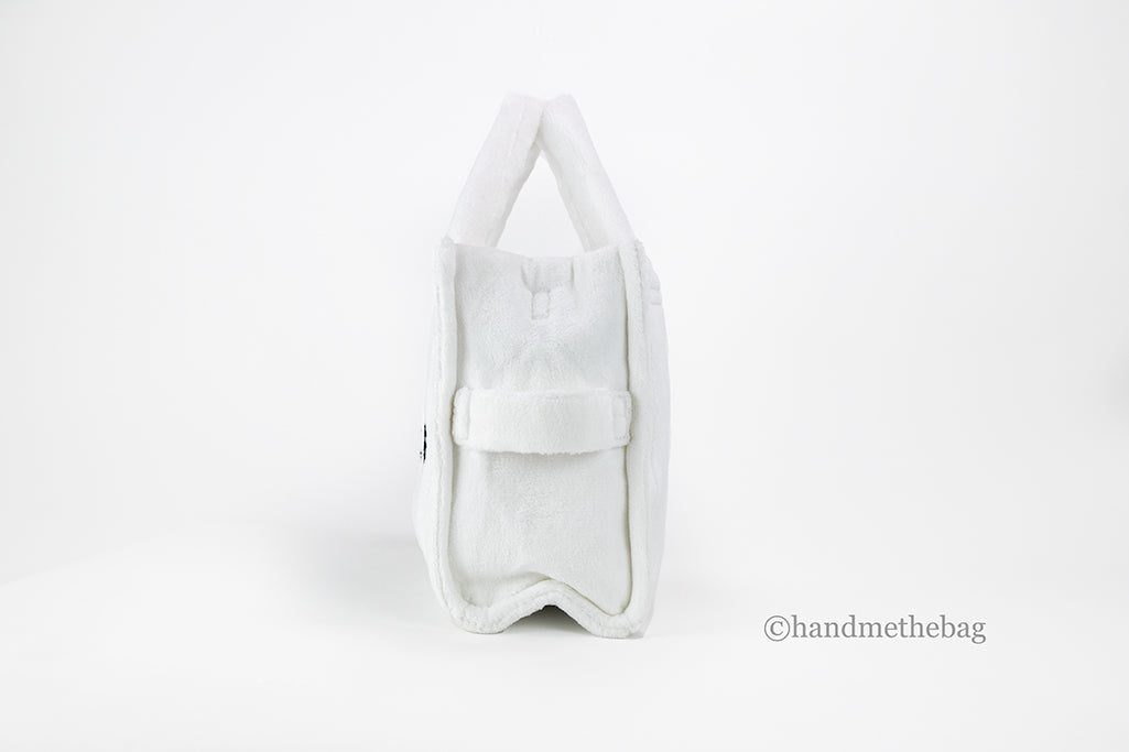 marc jacobs the terry tote white side on white background