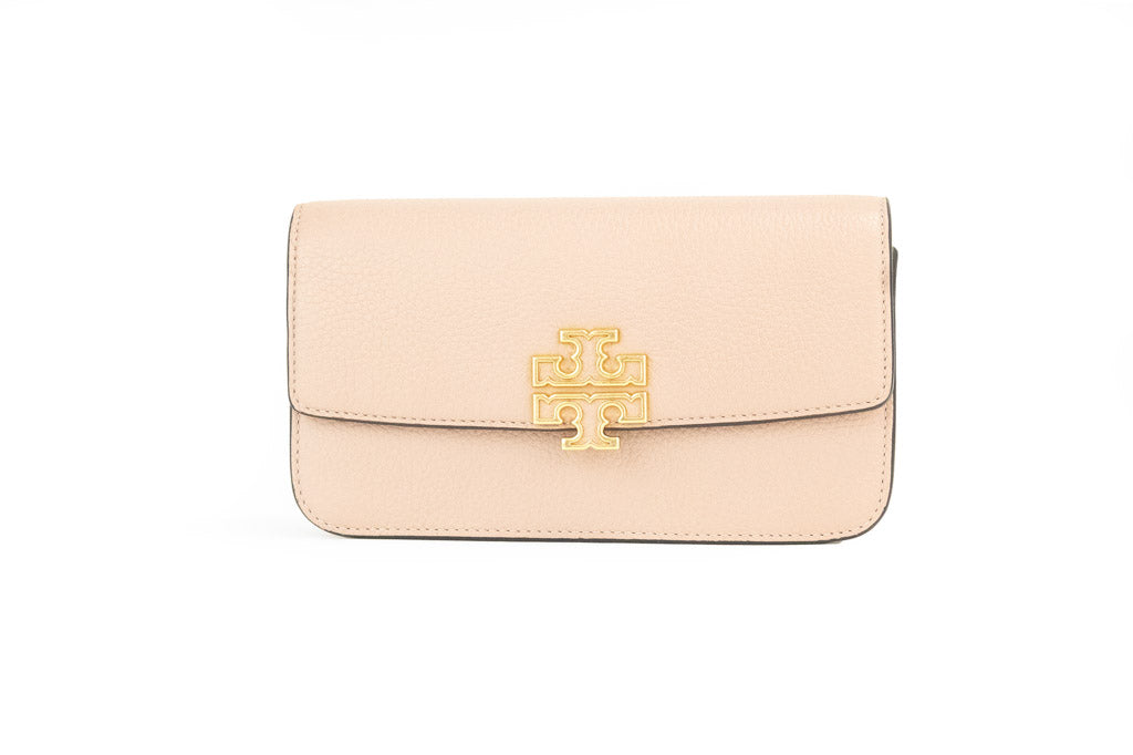 tory burch britten light meadowsweet chain wallet crossbody on white background